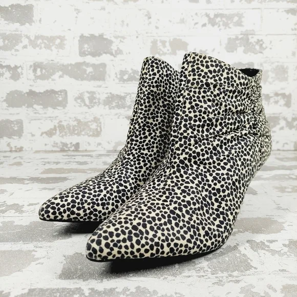 NEW Kelly & Katie Arina Animal Print Black White High Heel Ankle Boots D839 - Picture 2 of 12
